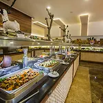 אתר נופש Kleopatra Royal Palm 4*