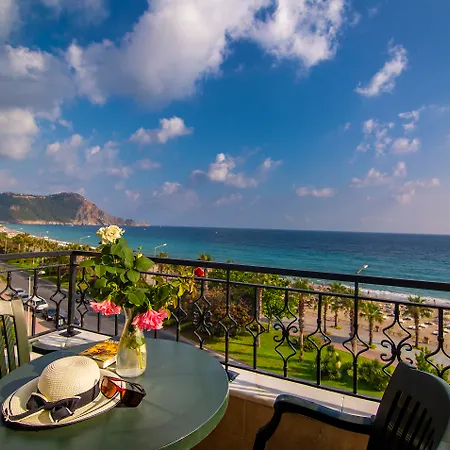 Kleopatra Royal Palm リゾート 4*