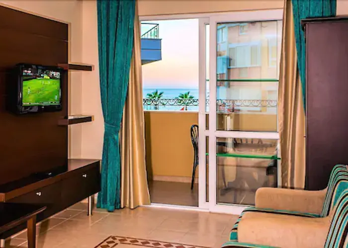 Kleopatra Royal Palm 4*