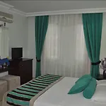 Kleopatra Royal Palm Feriested Alanya