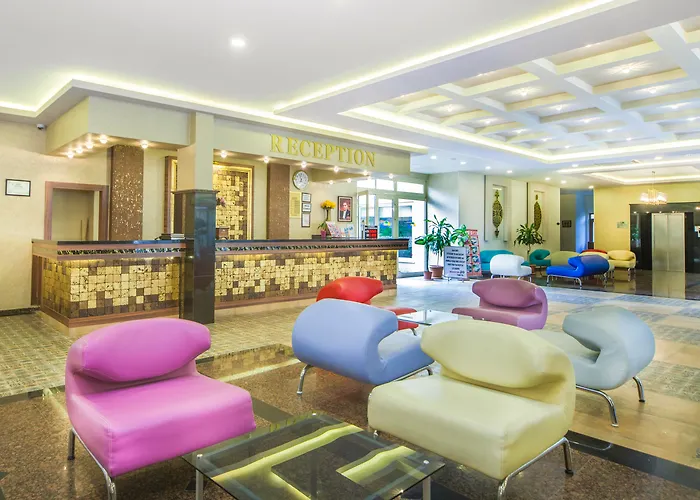 Kleopatra Royal Palm 4* Alanya