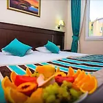 Kleopatra Royal Palm Alanya