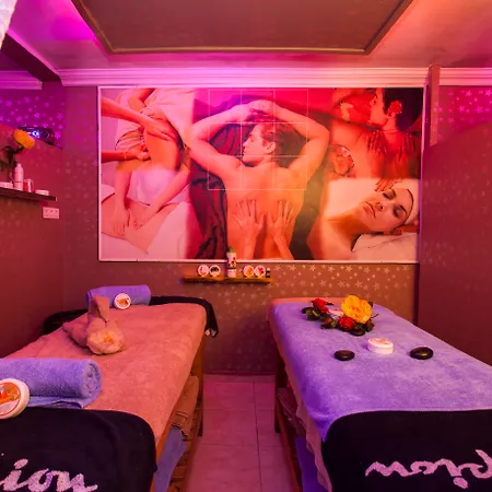 Kleopatra Royal Palm منتجع ألانيا