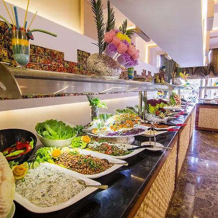 Kleopatra Royal Palm ألانيا