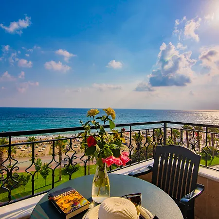 Kleopatra Royal Palm 4* Alanya