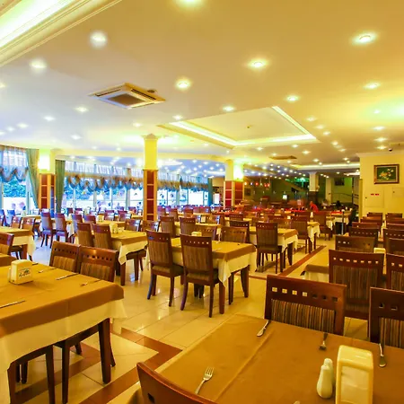 Kleopatra Royal Palm Alanya