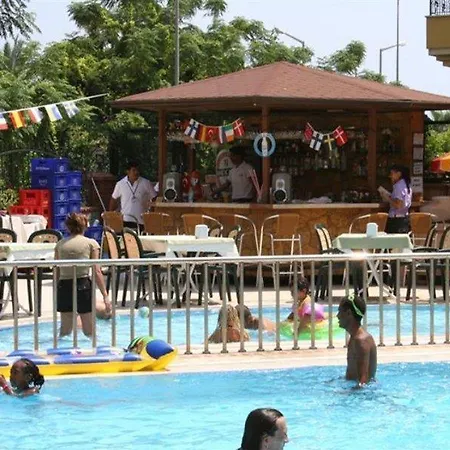 Kleopatra Royal Palm Resort Alanya