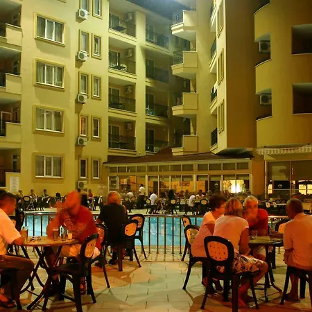 Resort Kleopatra Royal Palm 4*