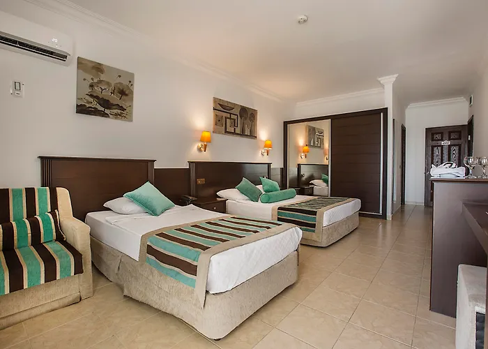 Resort Kleopatra Royal Palm 4*