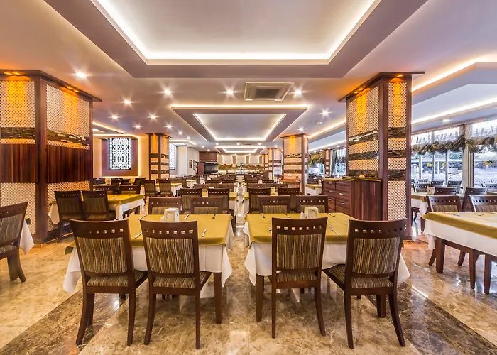 Kleopatra Royal Palm Rezort Alanya