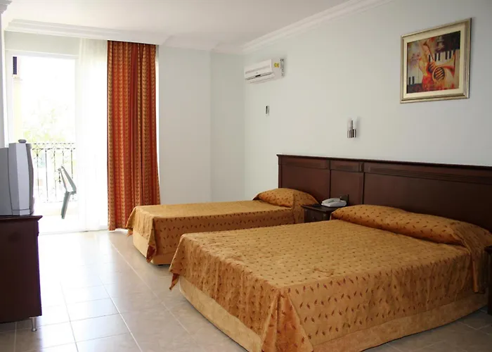 Rezort Kleopatra Royal Palm 4*