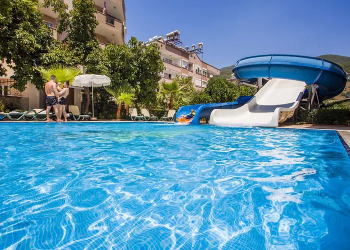 Rezort Kleopatra Royal Palm Alanya