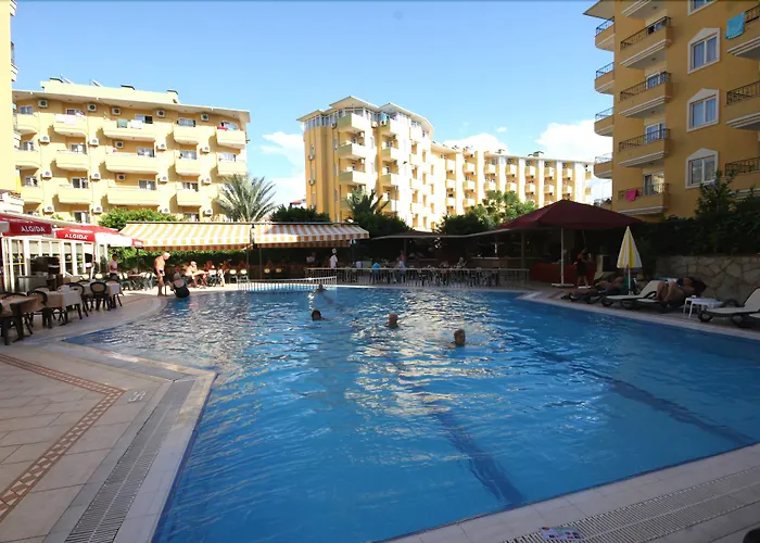 Rezort Kleopatra Royal Palm