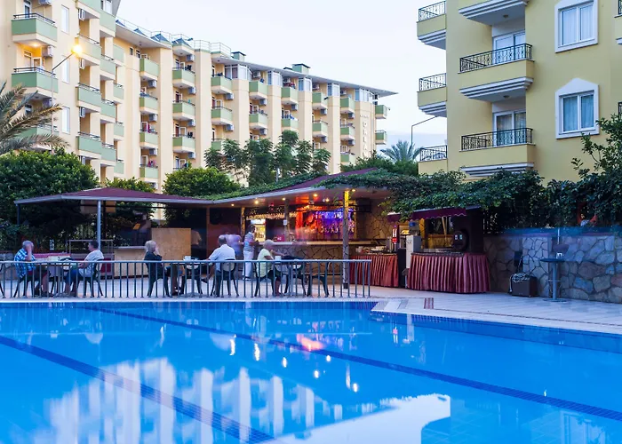 Kleopatra Royal Palm Resort 4*