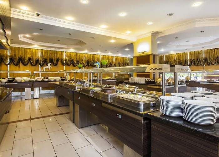 Kleopatra Royal Palm 4* Alanya