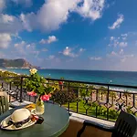 Kleopatra Royal Palm Resort 4*